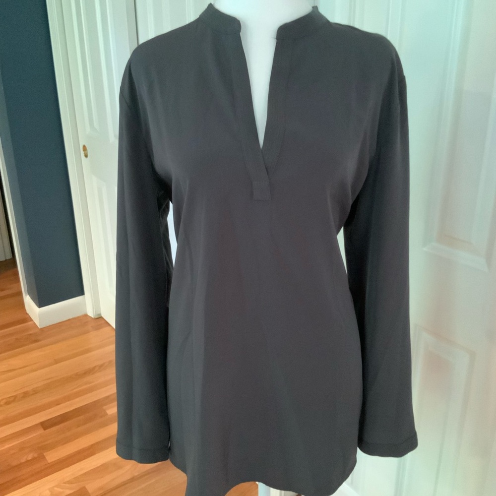Ann Taylor Charcoal Tunic Top